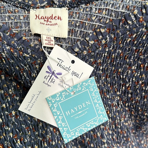 Plus size long sleeve blouse - Picture 5 of 5